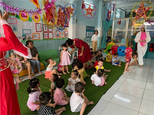 Cùng bé vui hội trăng rằm